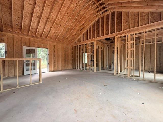 207 Loftis Road Property Photo 4