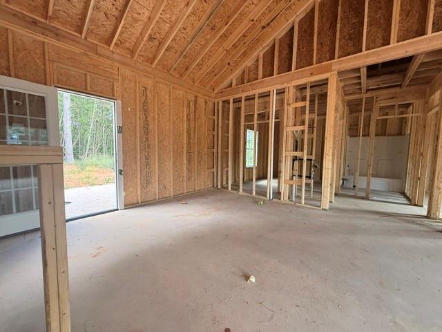 207 Loftis Road Property Photo 5