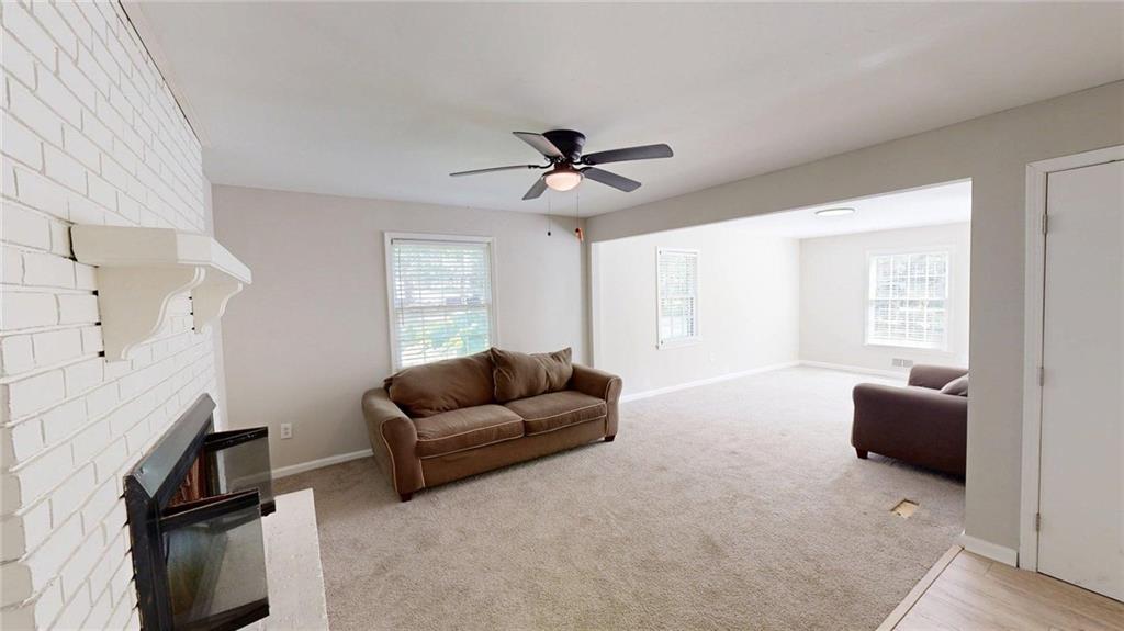 1711 E Kellogg Circle Property Photo 7