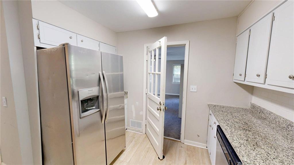 1711 E Kellogg Circle Property Photo 13