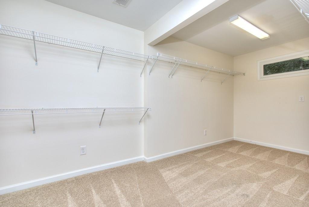 535 Spindlewick Drive Property Photo 21