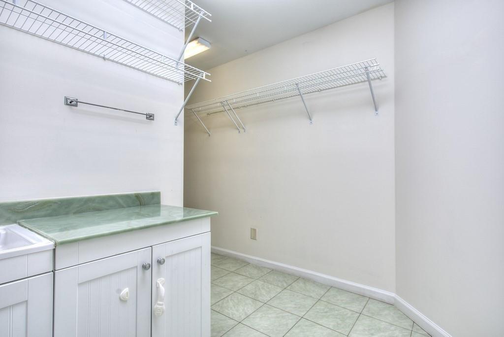 535 Spindlewick Drive Property Photo 25