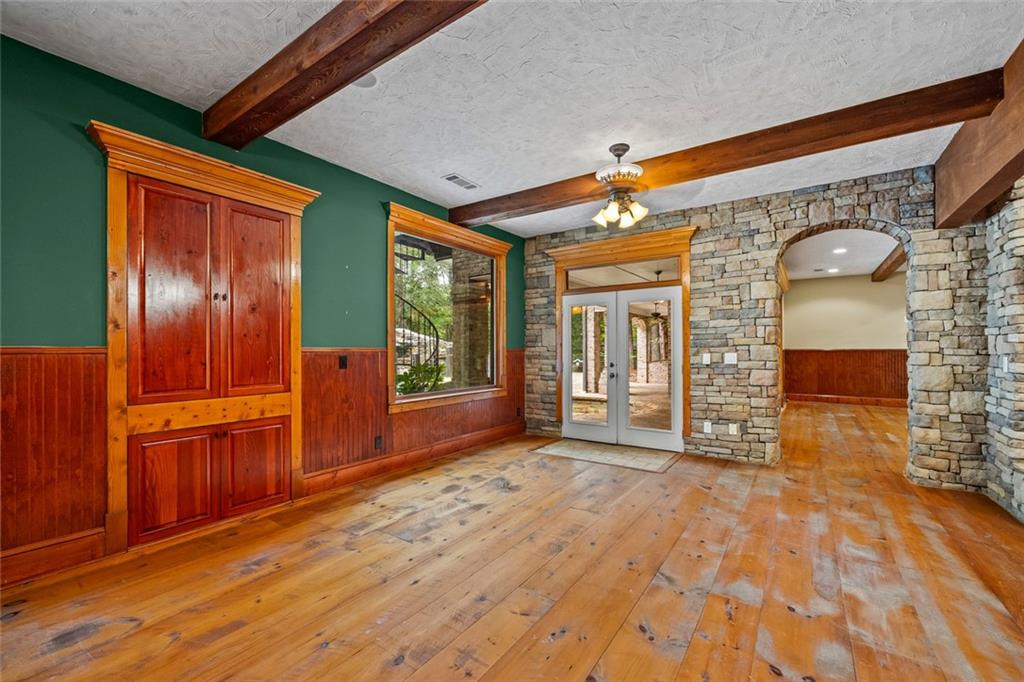 536 St Ives Walk Property Photo 30