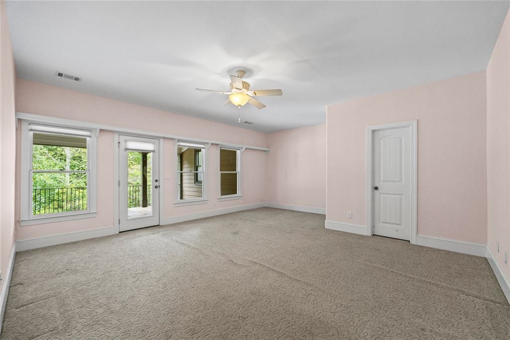 536 St Ives Walk Property Photo 34