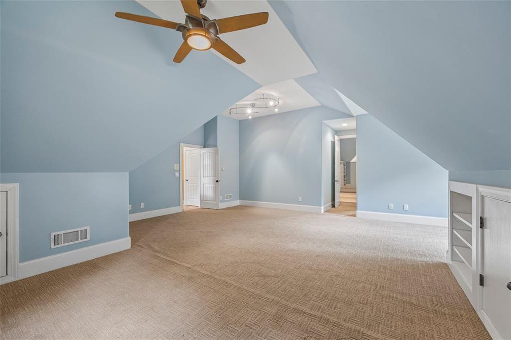 536 St Ives Walk Property Photo 71