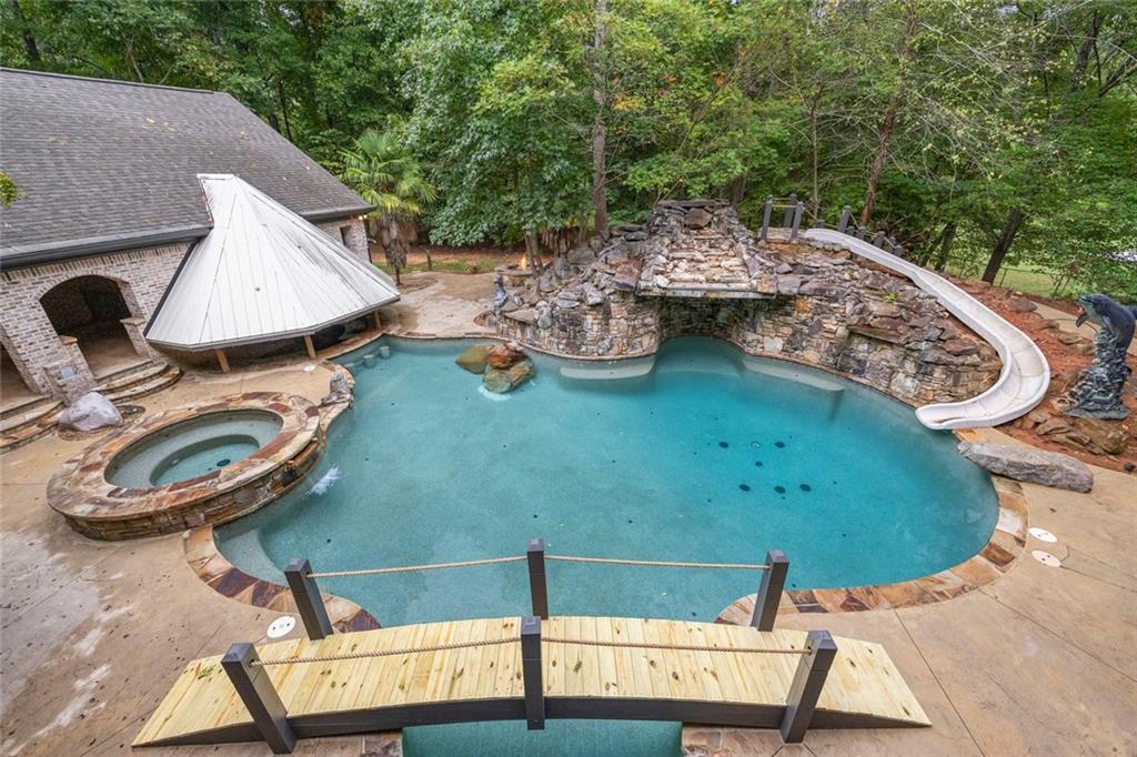 536 St Ives Walk Property Photo 86