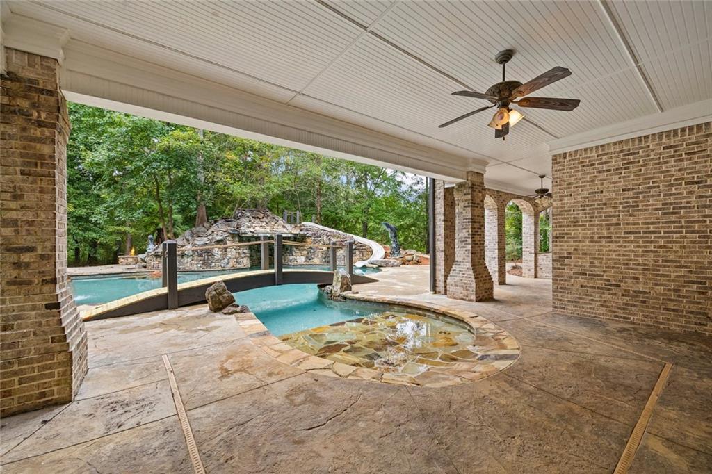 536 St Ives Walk Property Photo 102