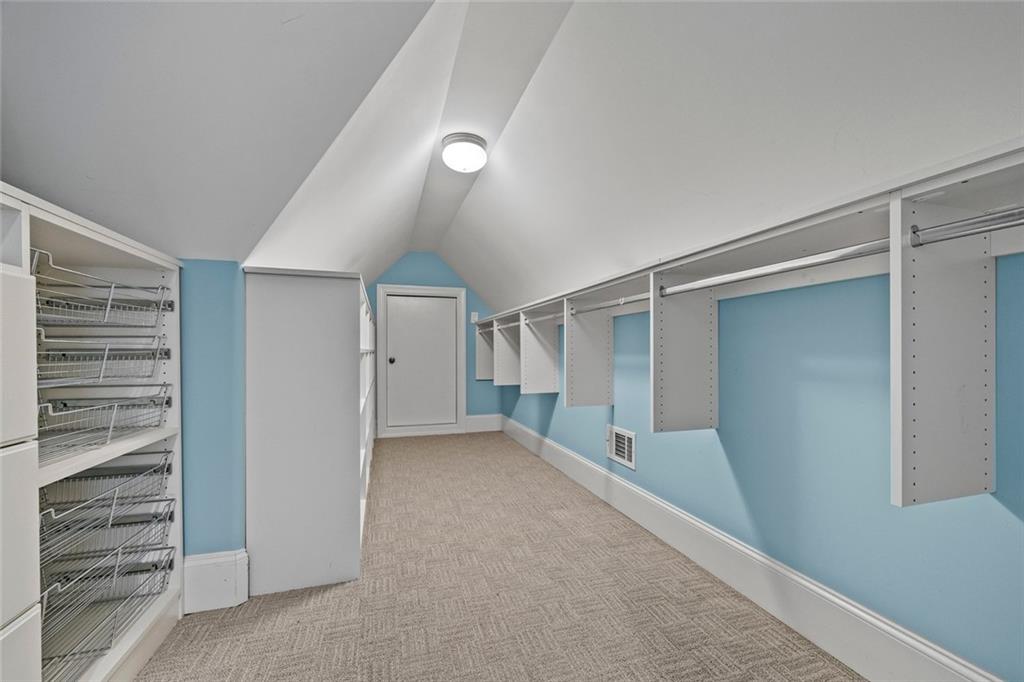 536 St Ives Walk Property Photo 103