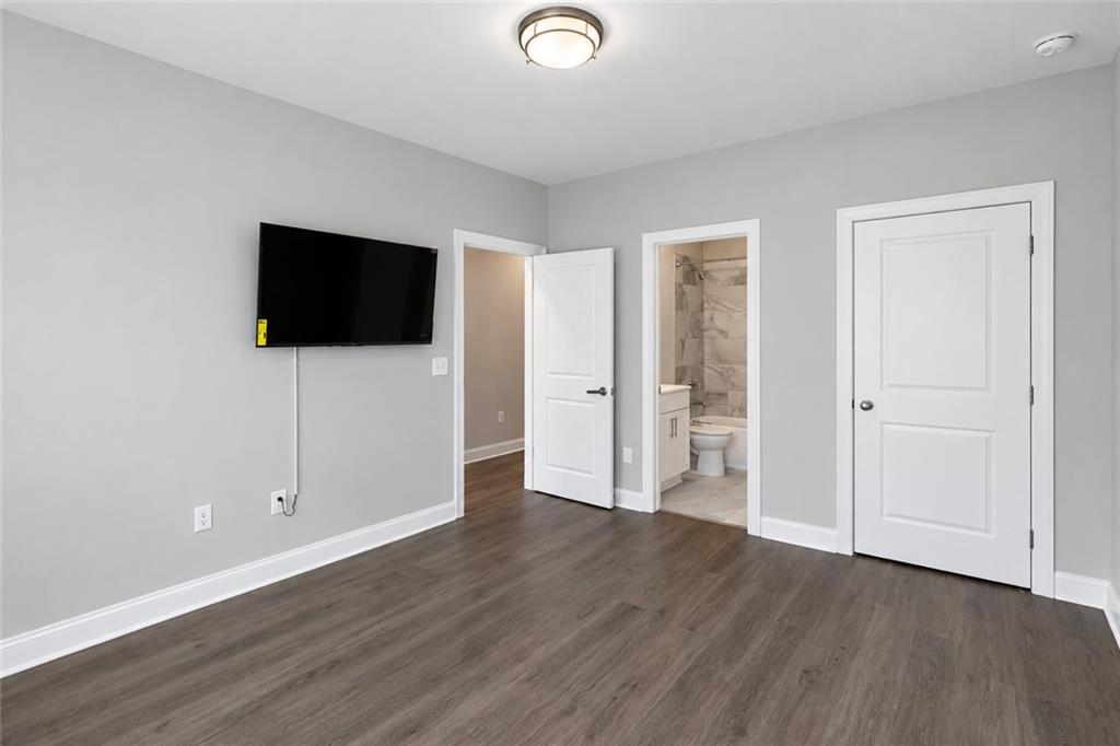 1375 Walking Way Property Photo 7