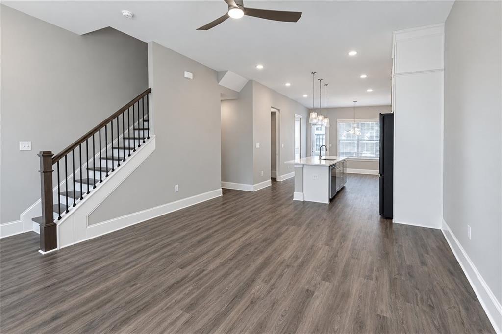 1375 Walking Way Property Photo 14