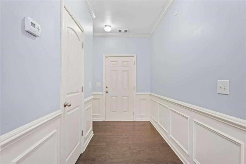49 Windsor Way Property Photo 7