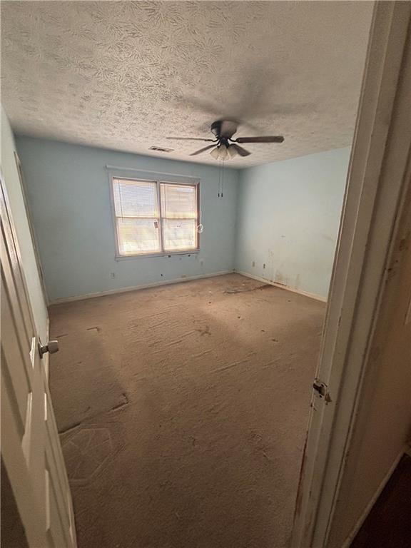 611 Warren Way Property Photo 7