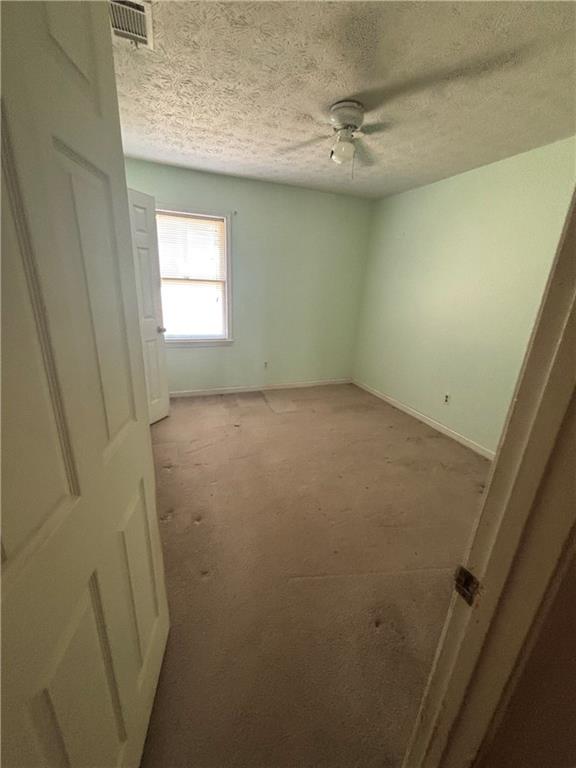611 Warren Way Property Photo 8