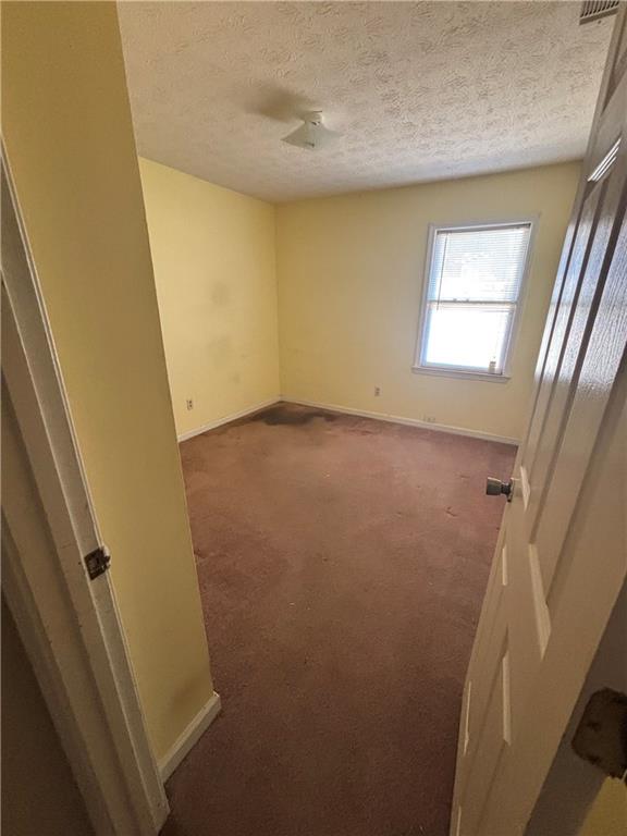 611 Warren Way Property Photo 9