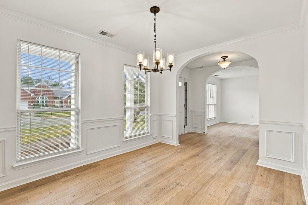 13 Equestrian Way Ne Property Photo 6