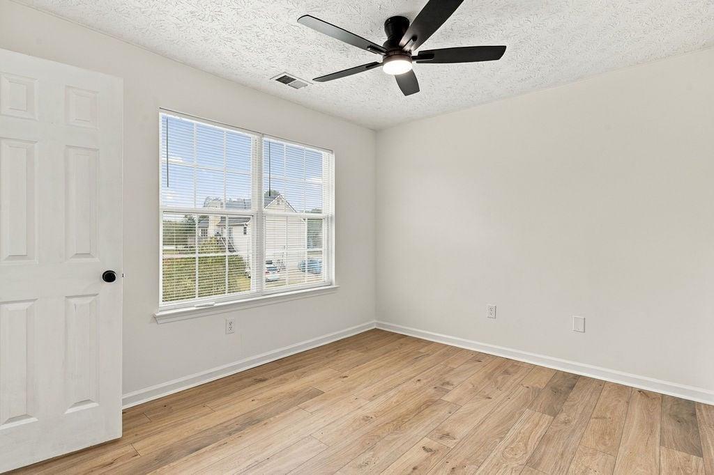 13 Equestrian Way Ne Property Photo 21