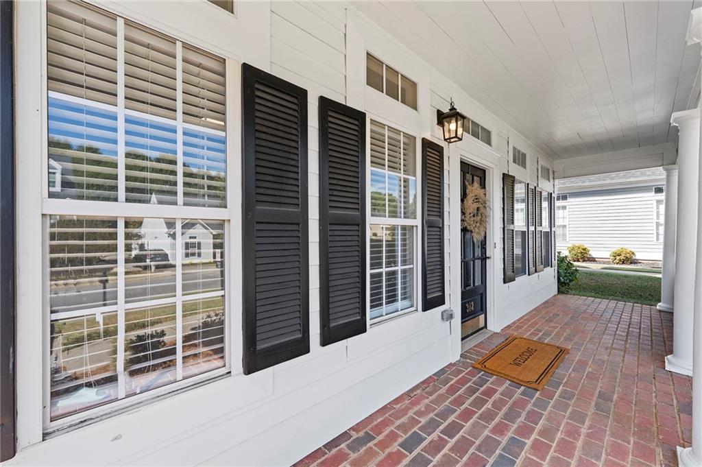 312 Pinehurst Way Property Photo 6