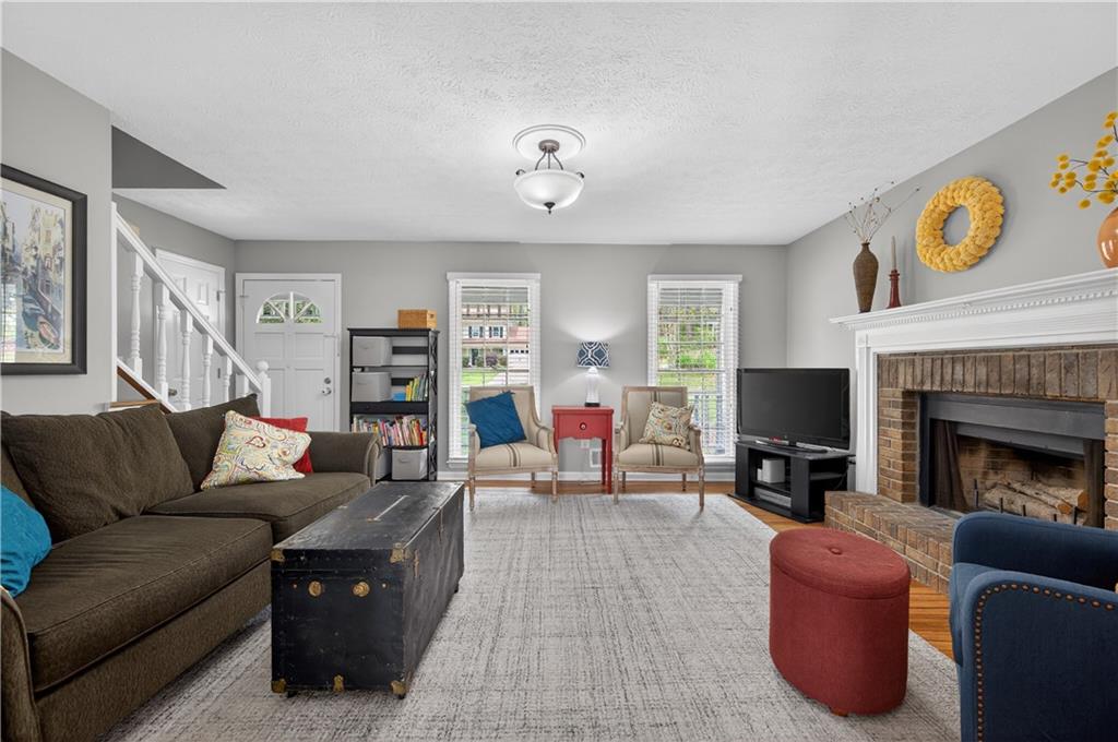176 Arbour Run Property Photo 3