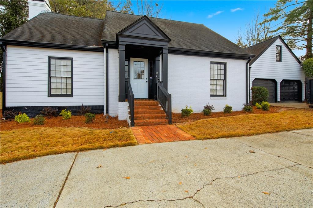 1044 Little Willeo Road Property Photo 1