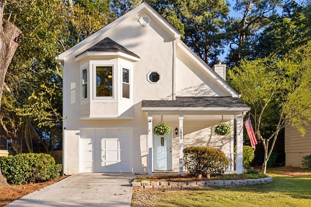 1053 Standard Drive Ne Property Photo 1