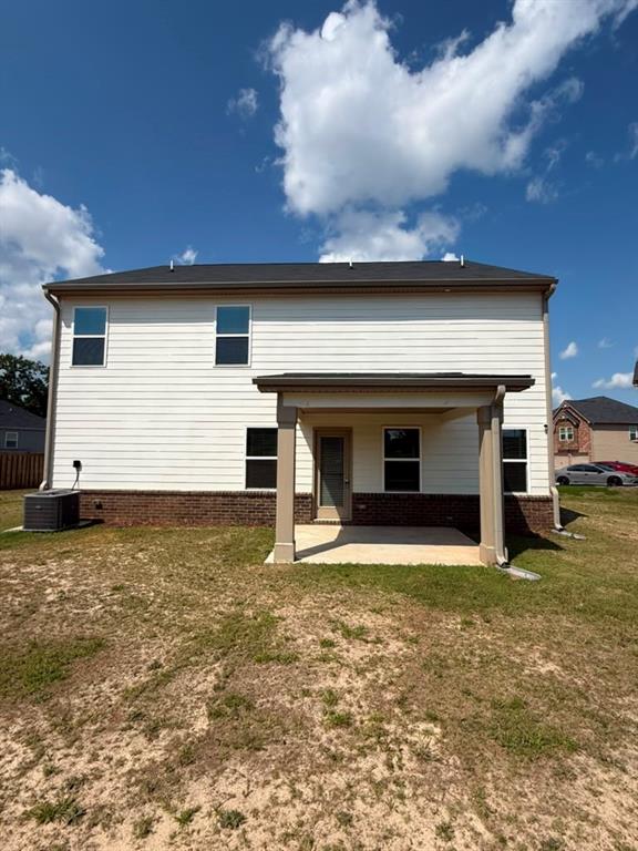 1104 Laflor Way Property Photo 5