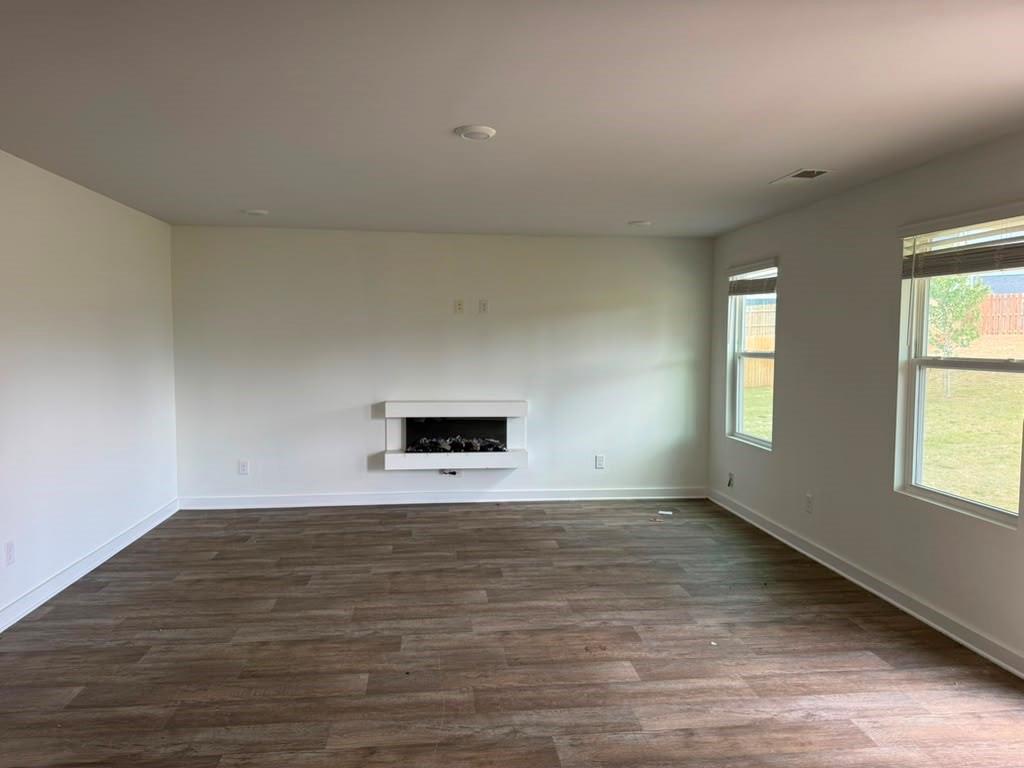 1104 Laflor Way Property Photo 10