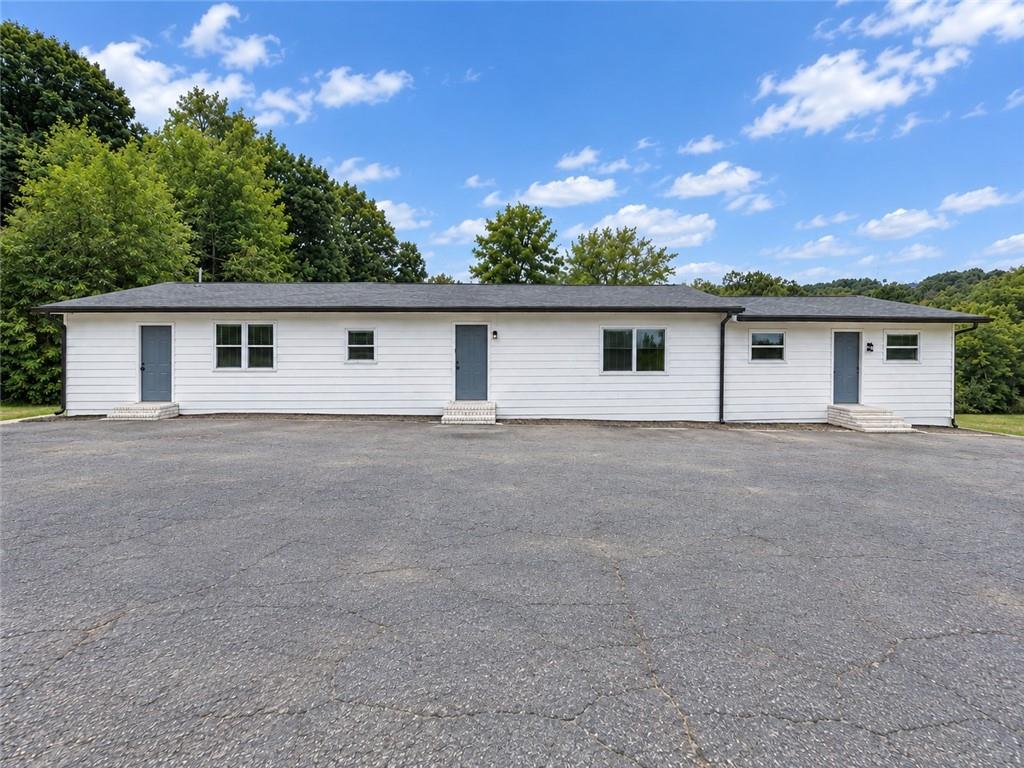 801 Peeples Valley Road NW Unit B Property Photo 1