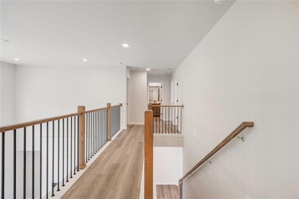 416 Amberleaf Cove Property Photo 11