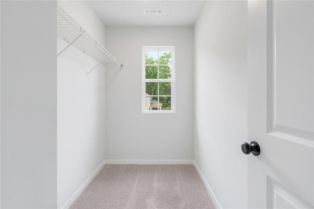 416 Amberleaf Cove Property Photo 15