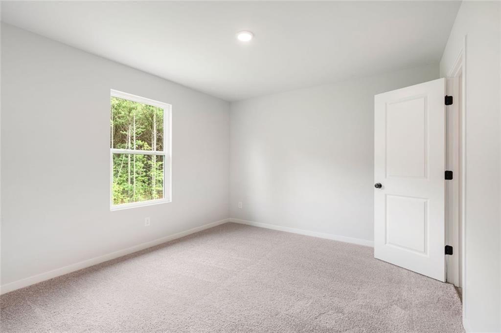 416 Amberleaf Cove Property Photo 16