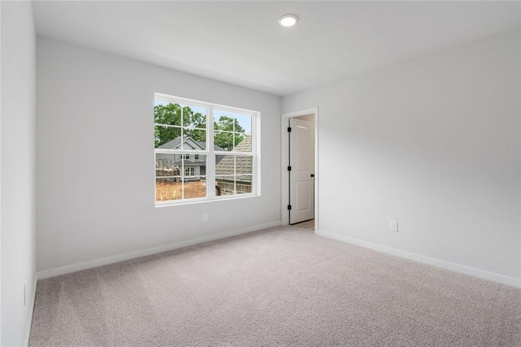 416 Amberleaf Cove Property Photo 17