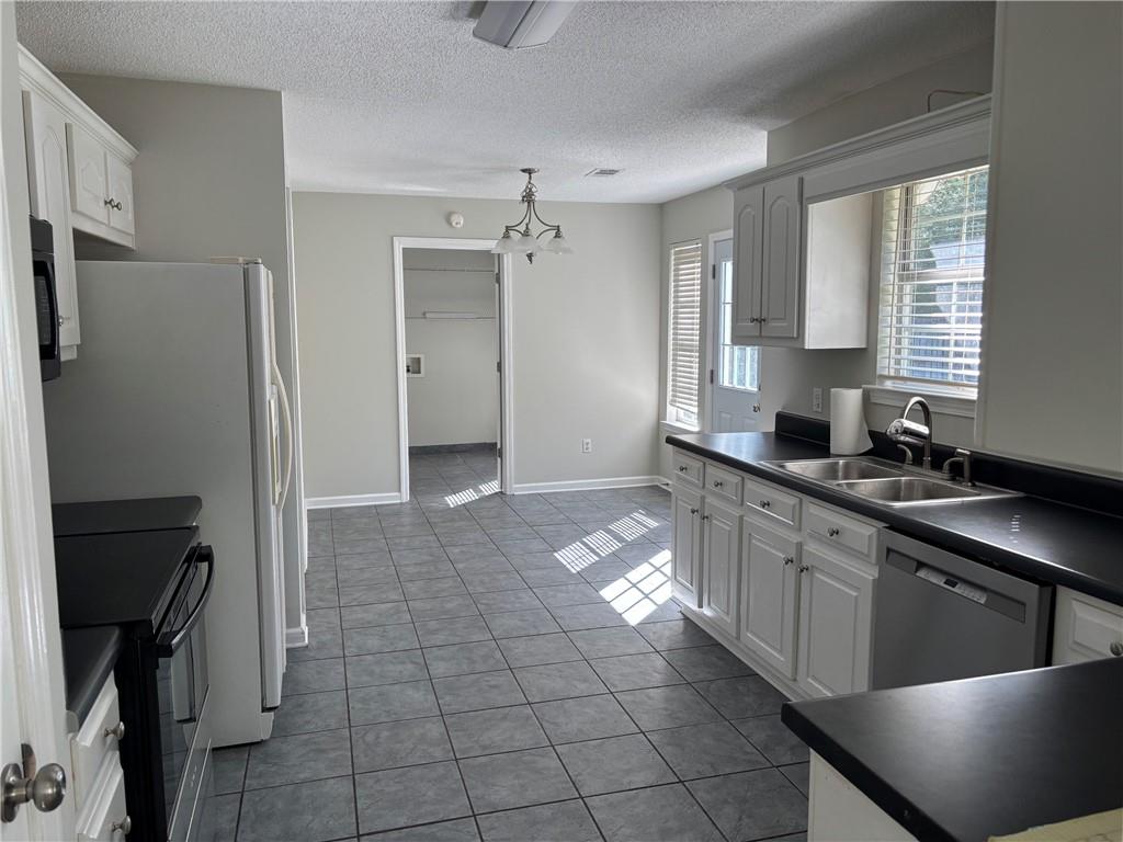 331 Wildwood Circle Se Property Photo 5