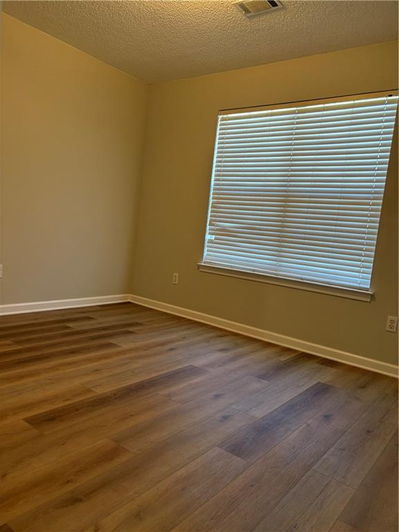 331 Wildwood Circle Se Property Photo 13