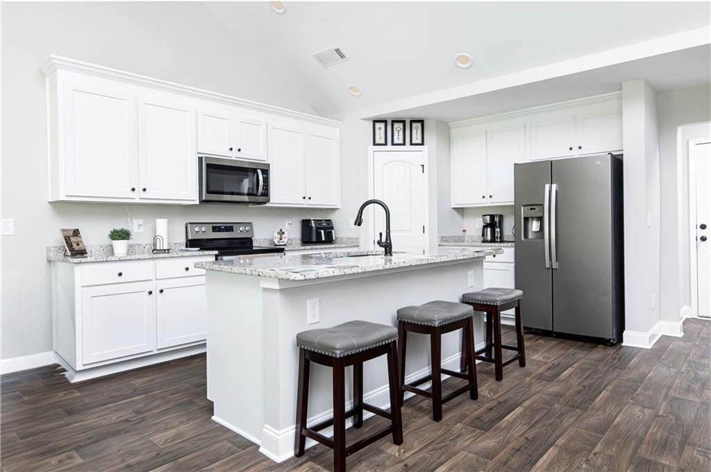 7847766 Property Photo 10