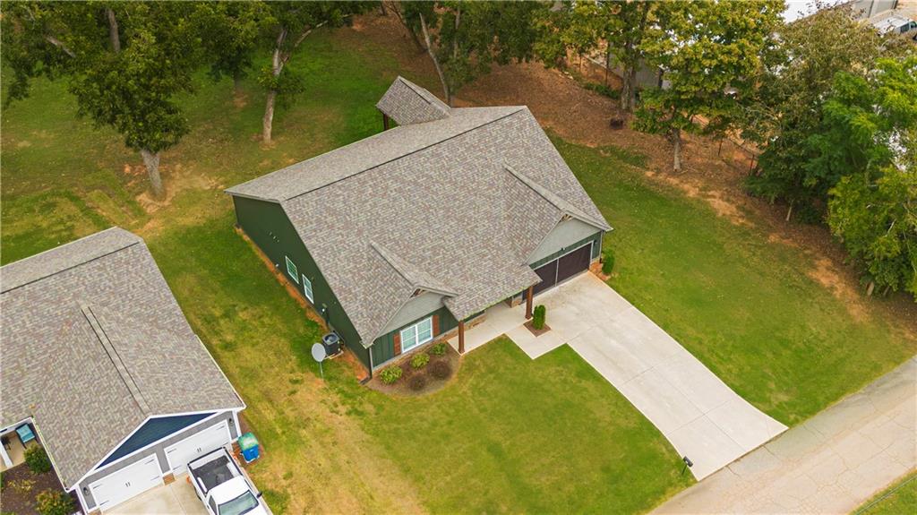7847766 Property Photo 28