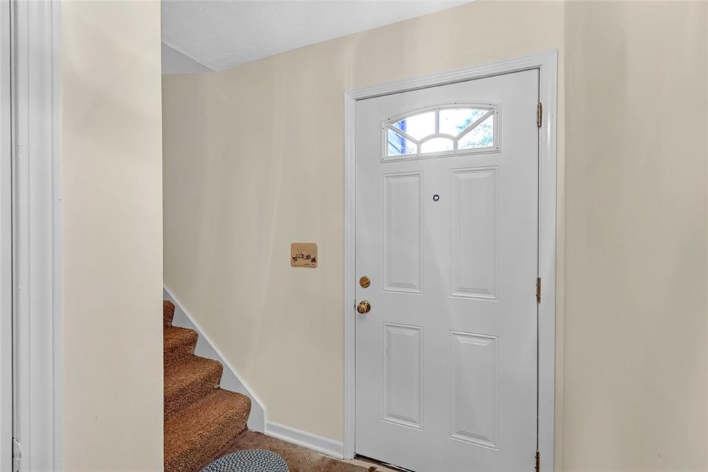1466 Hewatt Road Property Photo 3