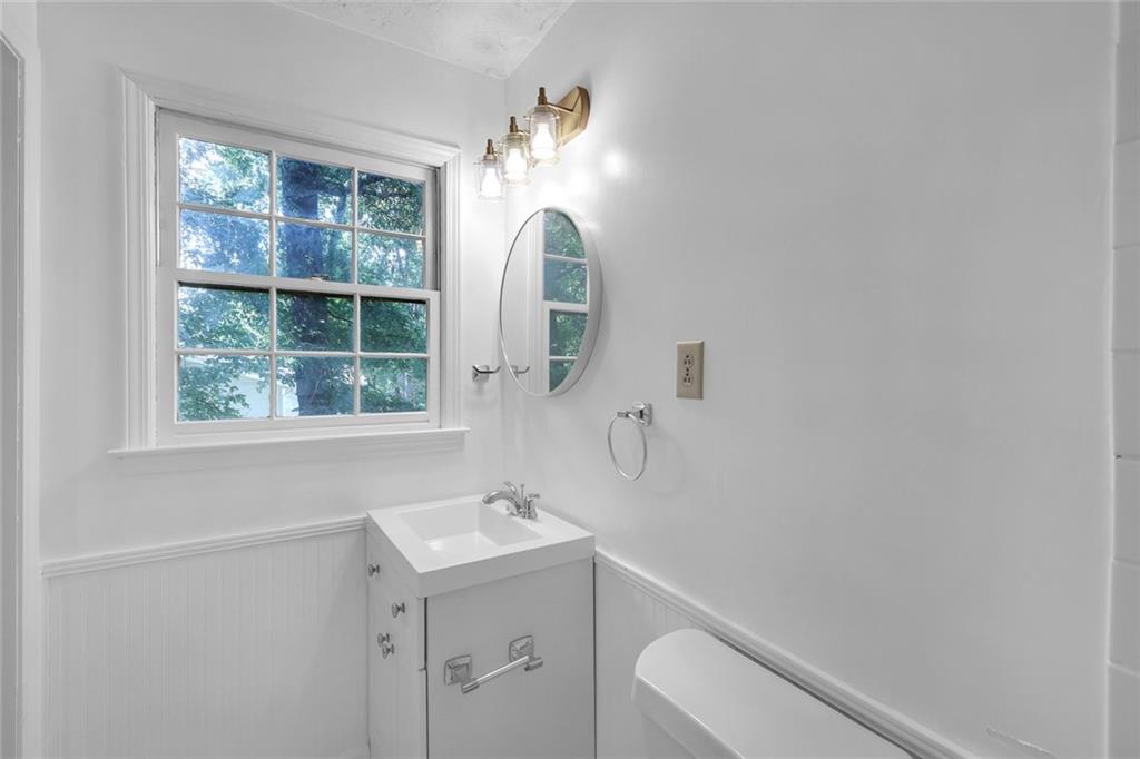 1466 Hewatt Road Property Photo 20
