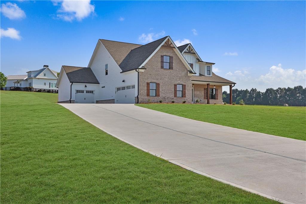 3601 Fannie Thompson Road Property Photo 1