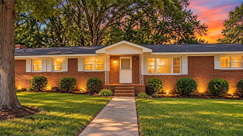 411 Dewberry Lane SE Property Photo 1