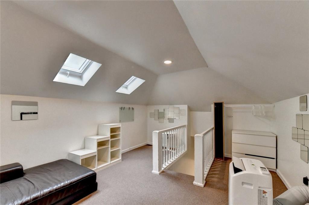 7848014 Property Photo 41