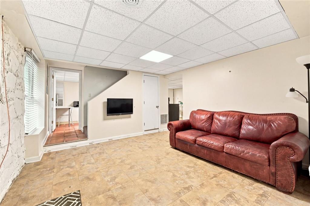 7848014 Property Photo 42