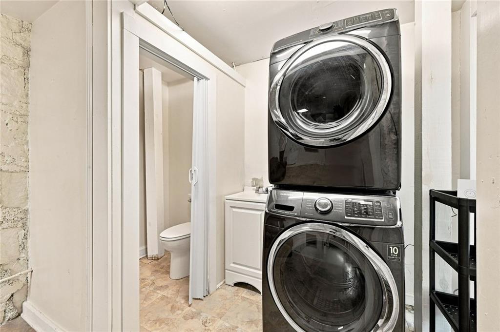 7848014 Property Photo 46