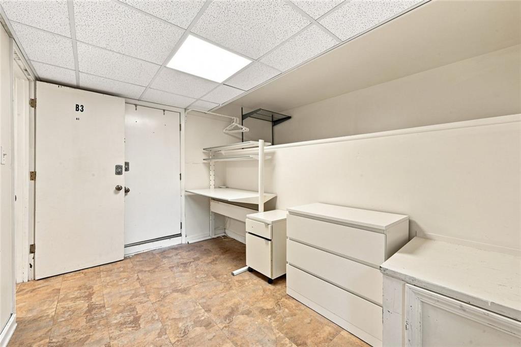 7848014 Property Photo 55
