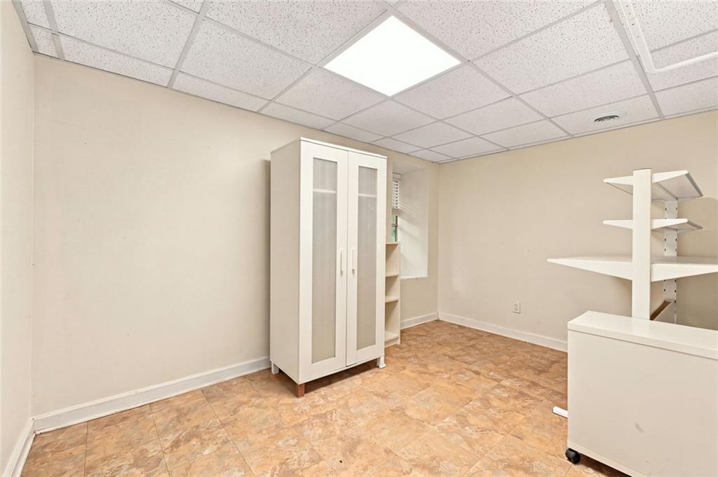 7848014 Property Photo 56