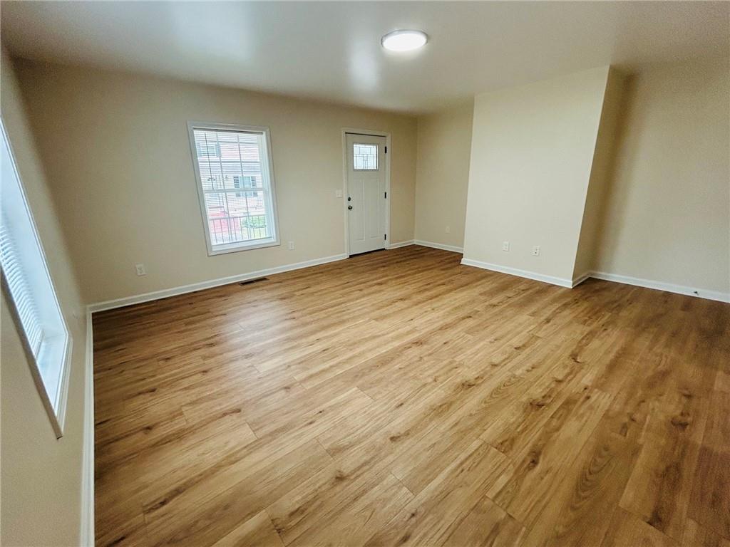 28 Spring Street Property Photo 3