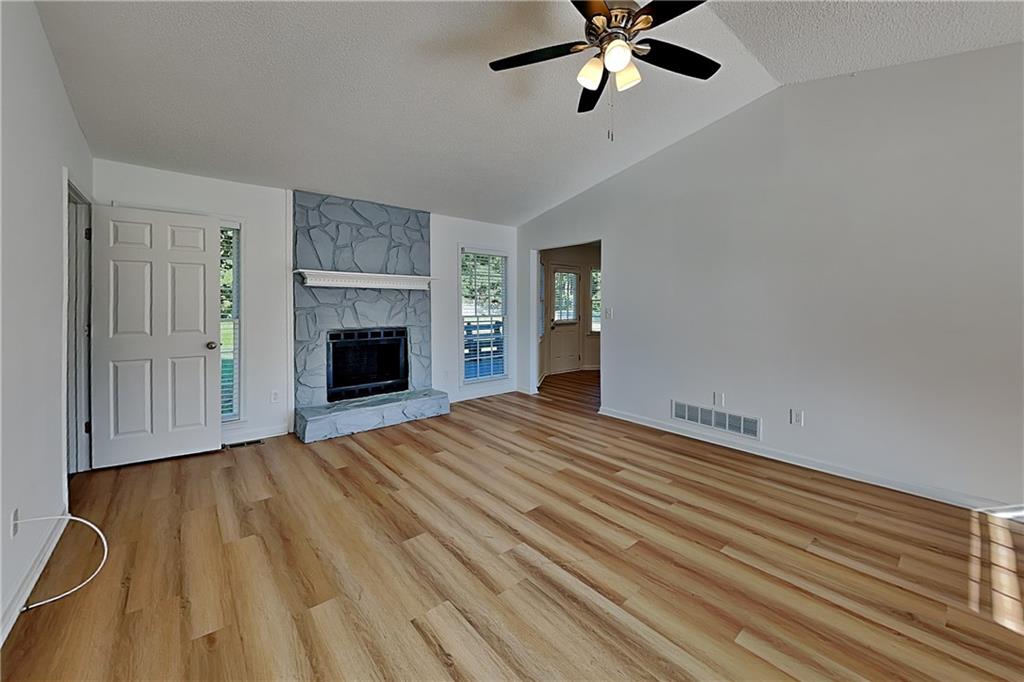 297 Graison Lane Property Photo 2
