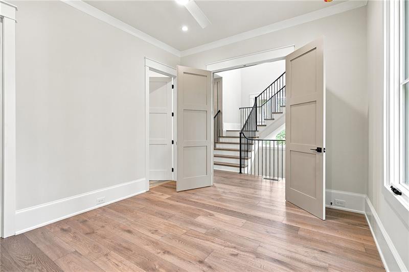 245 Heatherton Way Property Photo 31