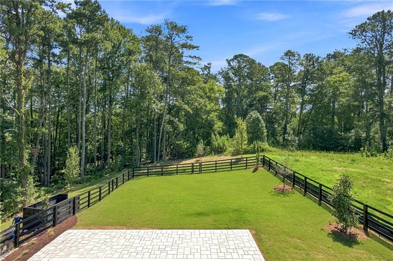 245 Heatherton Way Property Photo 39