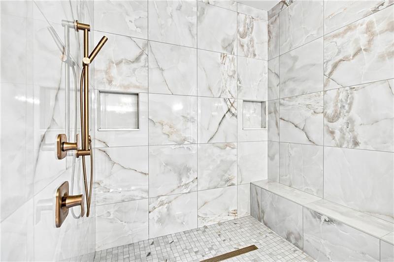 245 Heatherton Way Property Photo 43