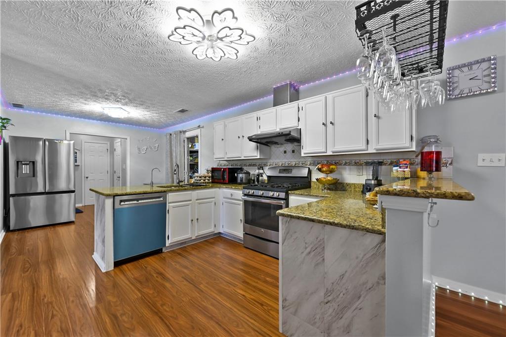 2849 Weston Brook Lane Property Photo 12